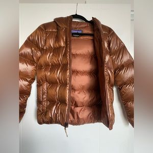 XS Brown Patagonia Down Jacket